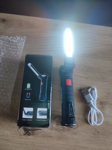 Zdjęcie oferty: Podręczna latarka lampa LED