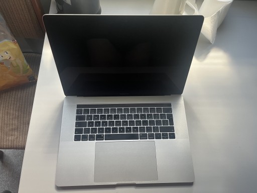 Zdjęcie oferty: MacBook Pro 15.1 (2019)