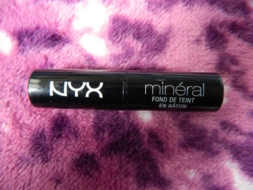 Zdjęcie oferty: NYX Mineral Stick Foundation Podkład 01