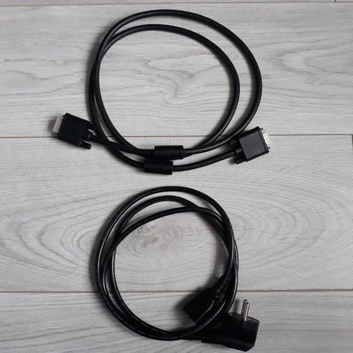 Zdjęcie oferty: KABEL KOMPUTEROWY D-SUB ( VGA) UNITEK 1,5 M . + GRATIS SIECIOWY