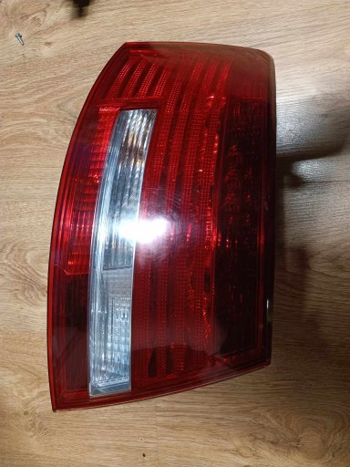 Zdjęcie oferty: Lampa AUDI A6 C6 04-08 LED SEDAN PRAWA