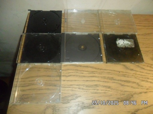 Zdjęcie oferty: Uszkodzone pojedyńcze slim case i pojedyńcze/podwójne jewel case