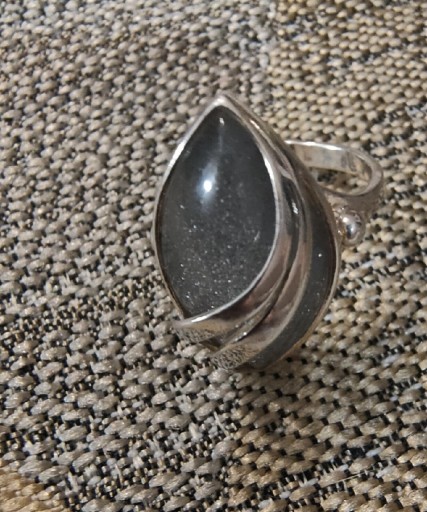Zdjęcie oferty: Srebrny pierścionek vintage 