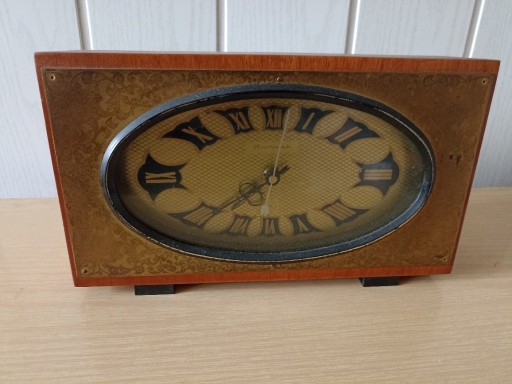 Zdjęcie oferty: Dawny stylowy rosyjski zegar