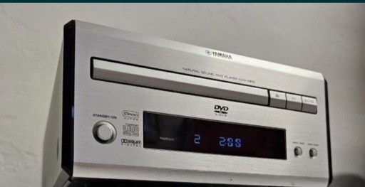 Zdjęcie oferty: odtwarzacz DVD Yamaha DVD -E810