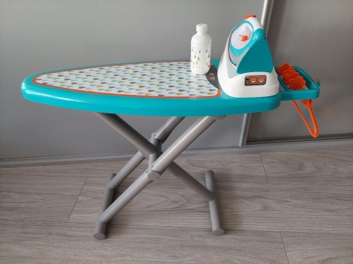 Zdjęcie oferty: Smoby Agd Deska z stacją parową + akcesoria