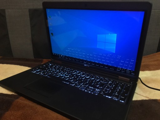 Zdjęcie oferty: Laptop DELL Latitude E5550 15,6 i7 8/512GB GT840M