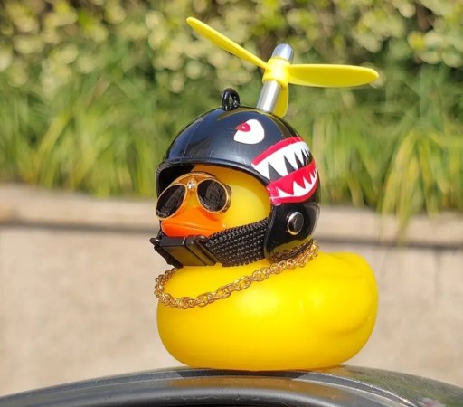 Zdjęcie oferty: Gumowa kaczka na deskę rozdzielczą do samochodu