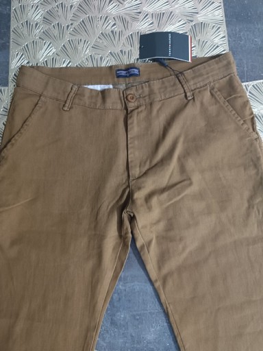 Zdjęcie oferty: Spodnie Tommy Hilfiger jogger