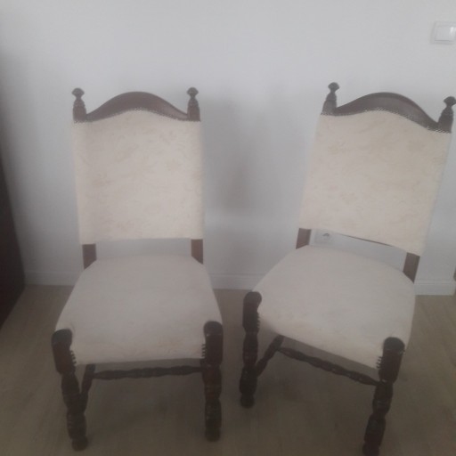 Zdjęcie oferty: 4 krzesła