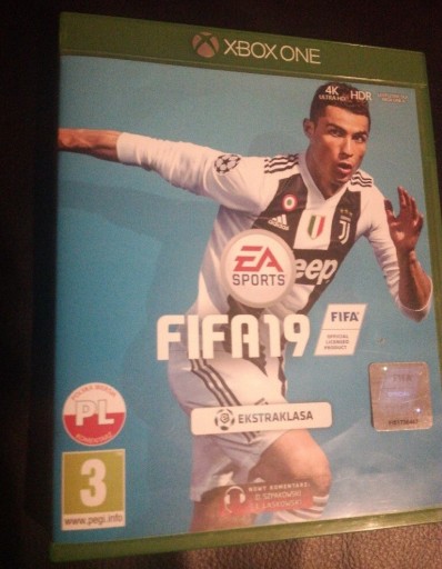 Zdjęcie oferty: Gra FIFA 19 Xbox One -Polska wersja