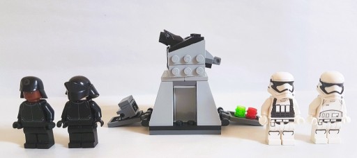 Zdjęcie oferty: Klocki LEGO Star Wars 75132 - Najwyższy Porządek