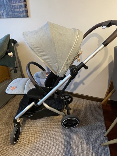 Zdjęcie oferty: Wózek spacerowy cybex eezy twist +2 lava grey 