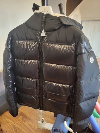 Zdjęcie oferty: Kurtka zimowa Moncler 