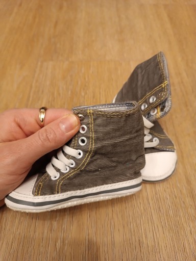 Zdjęcie oferty: Trampki buty niechodki 11,5 cm
