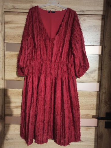 Zdjęcie oferty: Sukienka czerwona r.42 Bonprix 