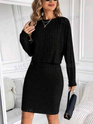 Zdjęcie oferty: Komplet czarny prążkowany sukienka sweter 