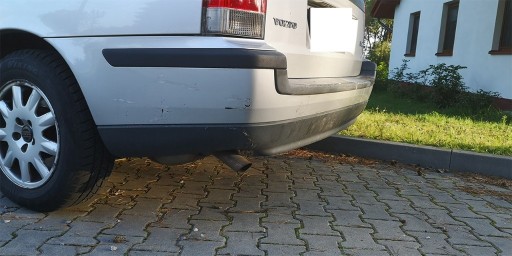 Zdjęcie oferty: Zderzak Volvo V70 kolor 426-26 srebrny