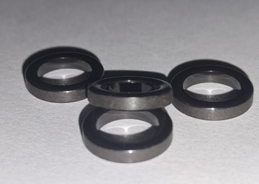 Zdjęcie oferty: Przelotka kółka porcelanowe porcelanka pierścień do przelotek 6mm