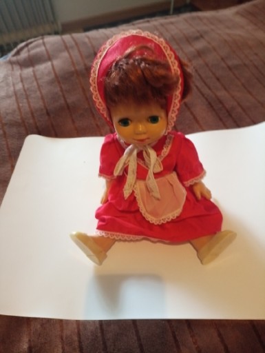 Zdjęcie oferty: Stara lalka z lat 80