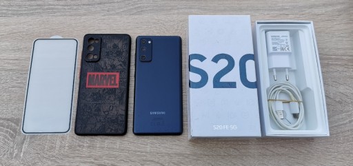 Zdjęcie oferty: Telefon Samsung Galaxy S20 FE 5G Cloud Navy