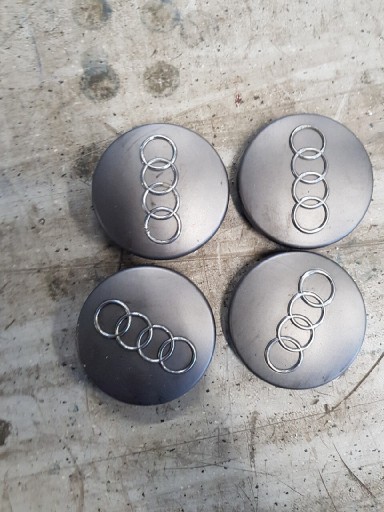 Zdjęcie oferty: Znaczek audi do felg aluminiowych