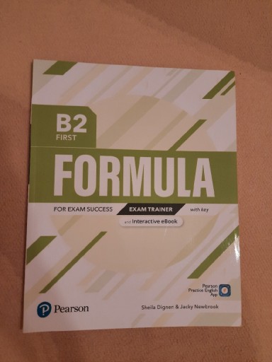 Zdjęcie oferty: Podręcznik Formula. B2 First. Exam Trainer NOWY