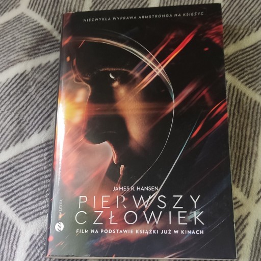 Zdjęcie oferty: Pierwszy Człowiek - James R. Hansen