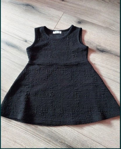 Zdjęcie oferty: Sukienka czarna 24 92 cm