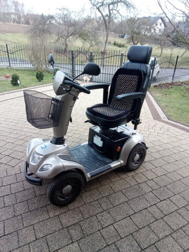 Zdjęcie oferty: Wózek inwalidzki elektryczny, skuter