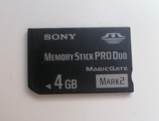 Zdjęcie oferty: SONY Karta pamięci 4GB karta do konsoli Sony PSP 