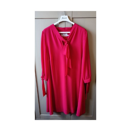 Zdjęcie oferty: Elegancka amarantowa szyfonowa sukienka  r. 40 / 42