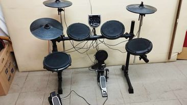 Zdjęcie oferty: Perkusja Alesis DM6