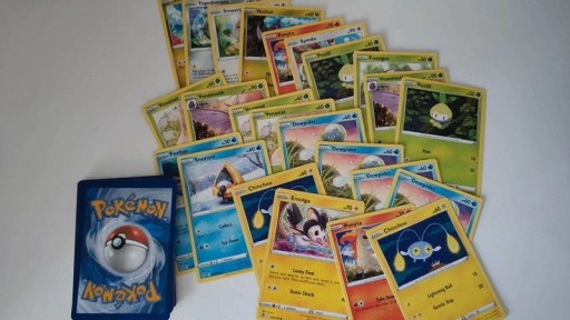 Zdjęcie oferty: Zestaw kart pokemon TCG 60x w tym holo/rewers !!