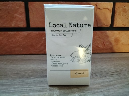 Zdjęcie oferty: Avon Local Nature Almond Migdał