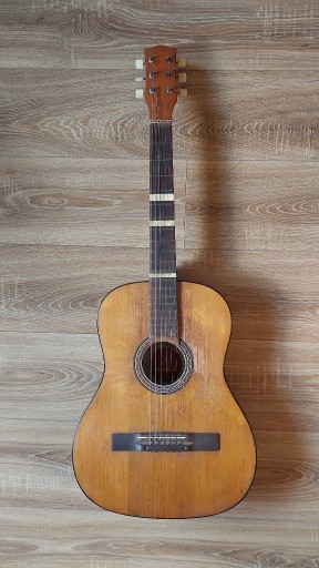 Zdjęcie oferty: gitara akustyczna duża 96/37/8 - firma defil