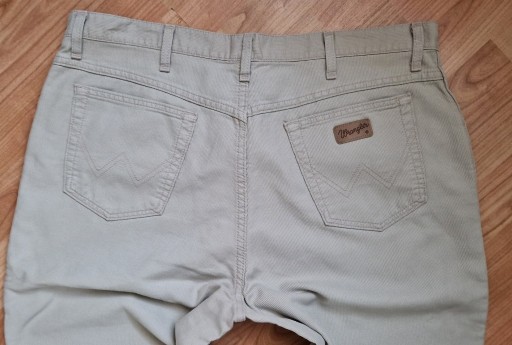 Zdjęcie oferty: Beżowe Spodnie męskie sztruks Wrangler OHIO W40L34