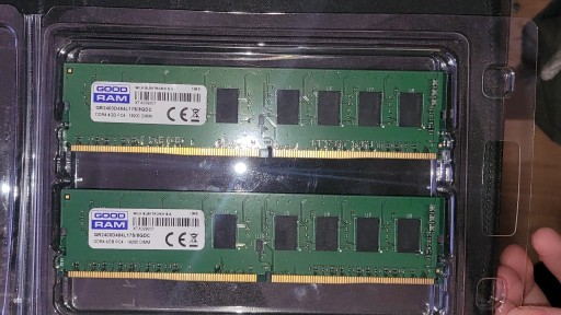 Zdjęcie oferty: Pamięć RAM 2x 4GB GOODRAM  GR2400D464L17S/8GDC