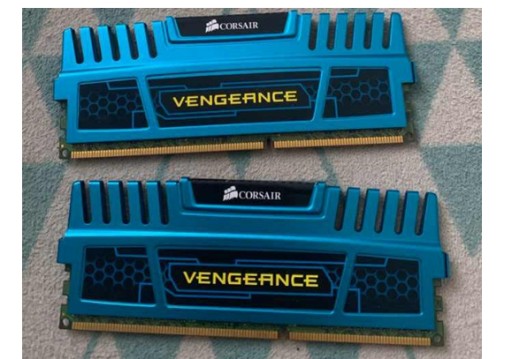 Zdjęcie oferty: Pamięć RAM Corsair Vengeance  DDR3 8gb super cena