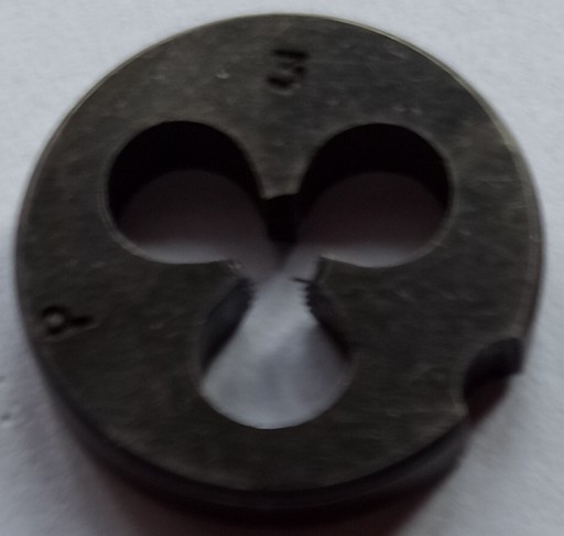 Zdjęcie oferty: Narzynka prawa M3 prawoskrętna