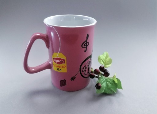 Zdjęcie oferty: Różowy kubek Lipton - Kayah