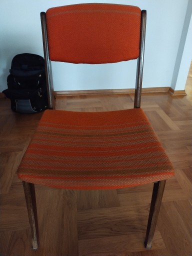 Zdjęcie oferty: Krzesła PRL używane 