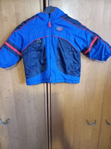 Zdjęcie oferty: Sprzedam kurtkę dla chlopca z kapturem