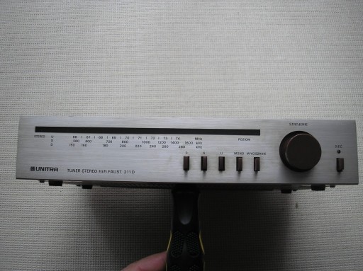 Zdjęcie oferty: UNITRA tuner Hi Fi Faust 211D - sprawny