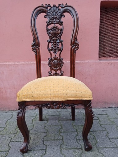 Zdjęcie oferty: Stare krzesła 6 sztuk 
