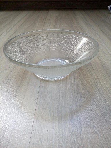 Zdjęcie oferty: Misa szklana - średnica 20 cm