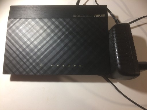 Zdjęcie oferty: Asus RX3041_B router szerokopasmowy