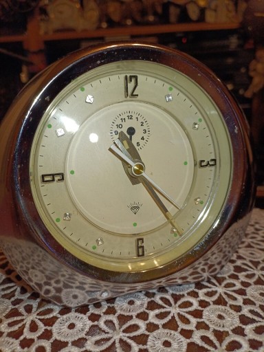 Zdjęcie oferty: Stary budzik nakręcany sprawny stan bdb lata 90 te
