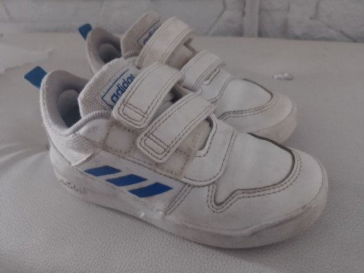 Zdjęcie oferty: Białe buty adidasy Adidas rozmiar 26