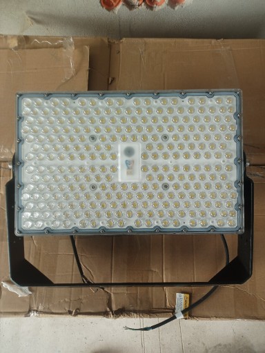 Zdjęcie oferty: Lampa Naświetlacz LED FLOODLIGHT 600W 